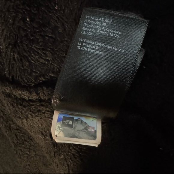 The North Face Osito Black Fleece Jacket | Good Used Condition - Picture 10 of 14